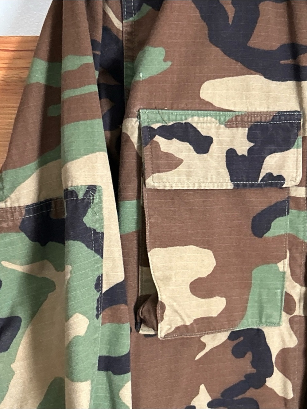 Vintage US Army Jacket Woodland Green Camo Combat Utility 2 Patches Size XS - Picture 6 of 11